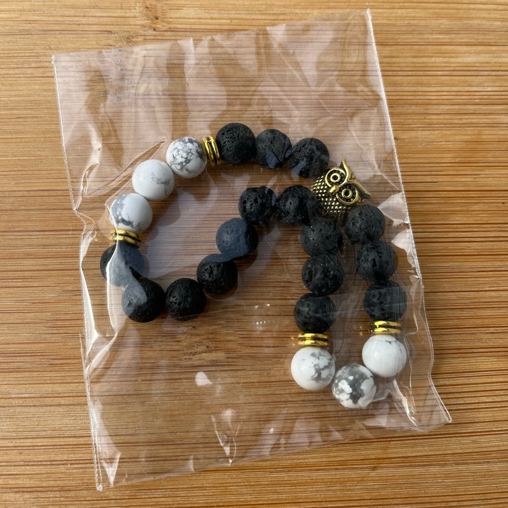 Black Lava Stone Natural White Howlite Owl Charm Bracelet - Picture 12 of 12